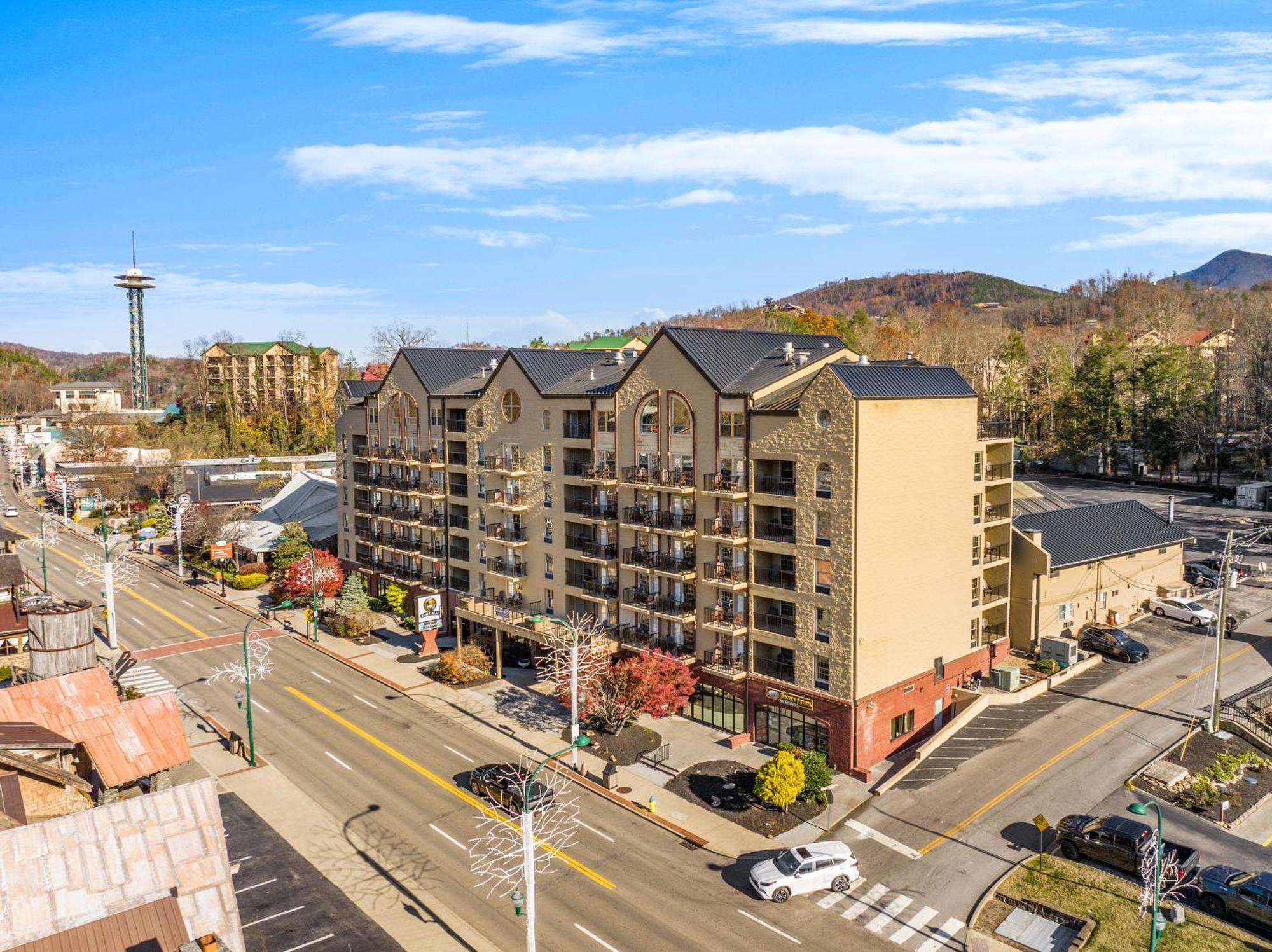 Black Bear Inn & Suites جاتلينبرج المظهر الخارجي الصورة