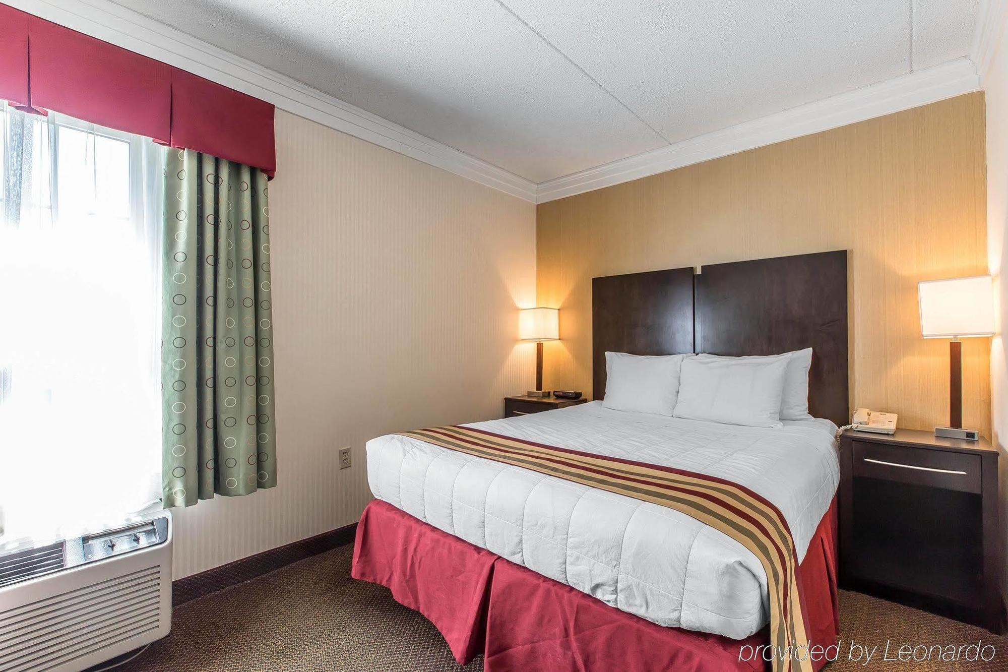 Black Bear Inn & Suites جاتلينبرج المظهر الخارجي الصورة